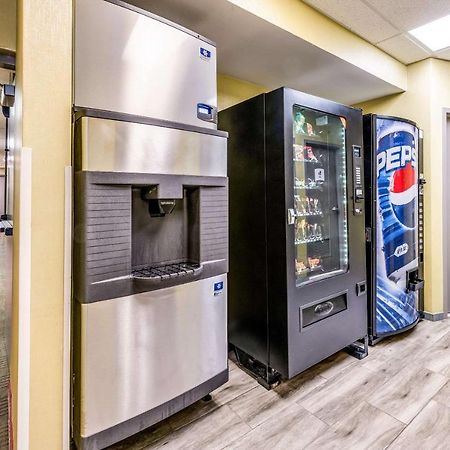 Quality Inn Poughkeepsie Eksteriør billede