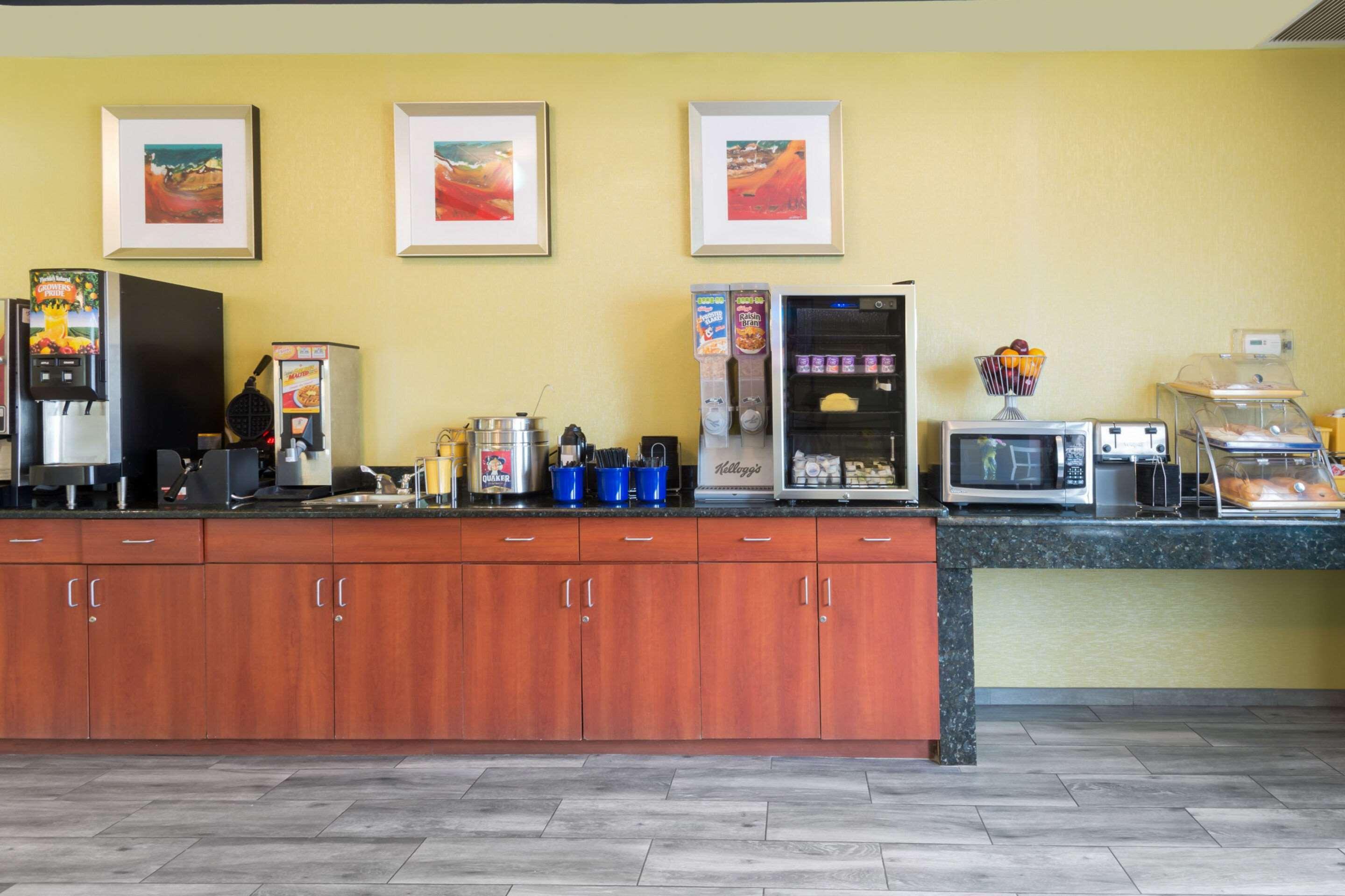 Quality Inn Poughkeepsie Eksteriør billede