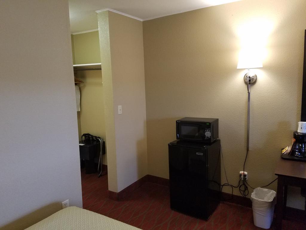 Quality Inn Poughkeepsie Eksteriør billede