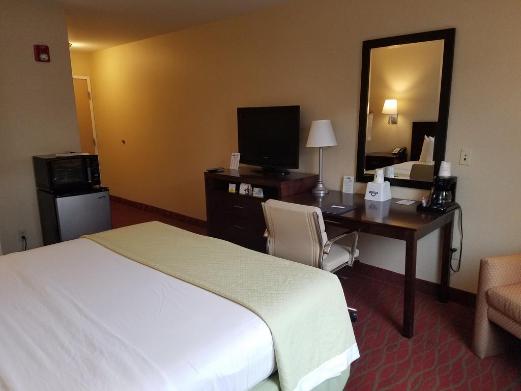 Quality Inn Poughkeepsie Eksteriør billede