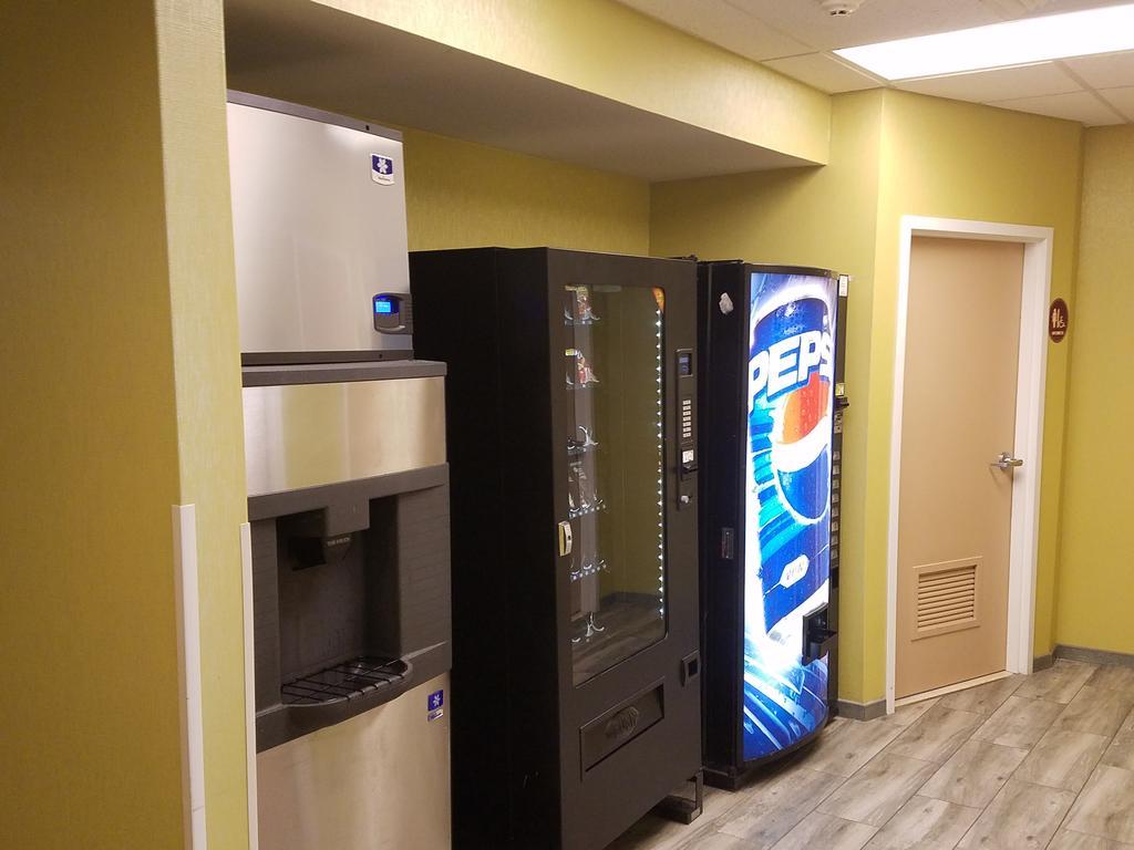Quality Inn Poughkeepsie Eksteriør billede