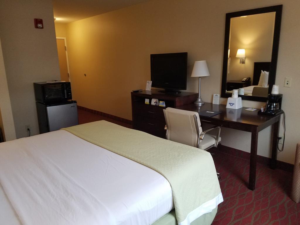 Quality Inn Poughkeepsie Eksteriør billede
