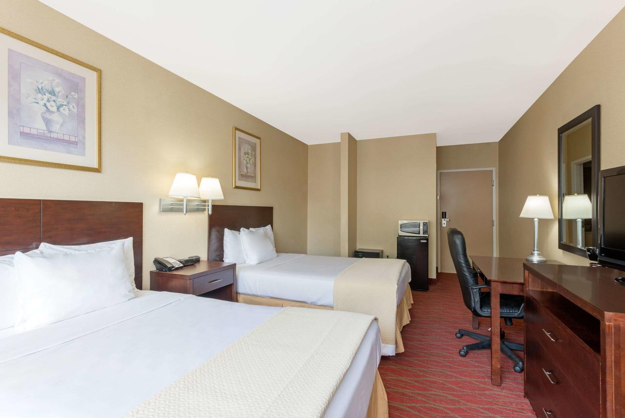 Quality Inn Poughkeepsie Eksteriør billede